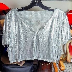 Chain mill type crop top